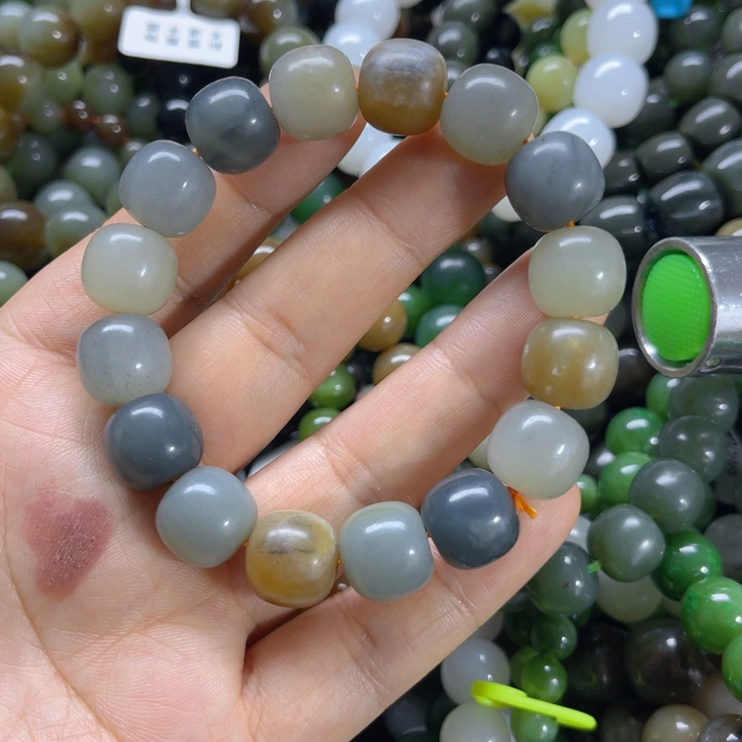 未镶嵌手链和田玉