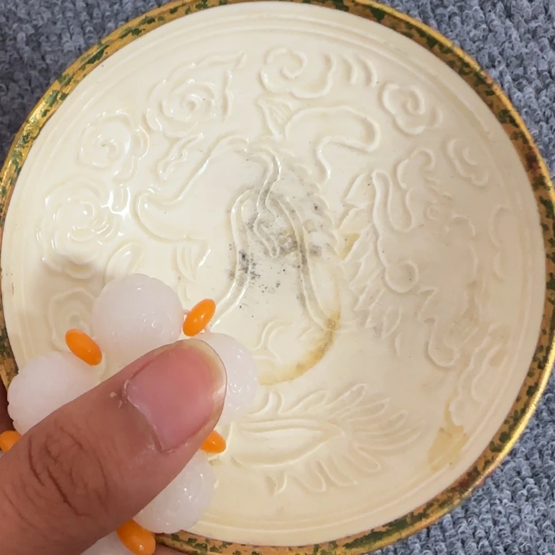 瓷片来*来正在直播中的