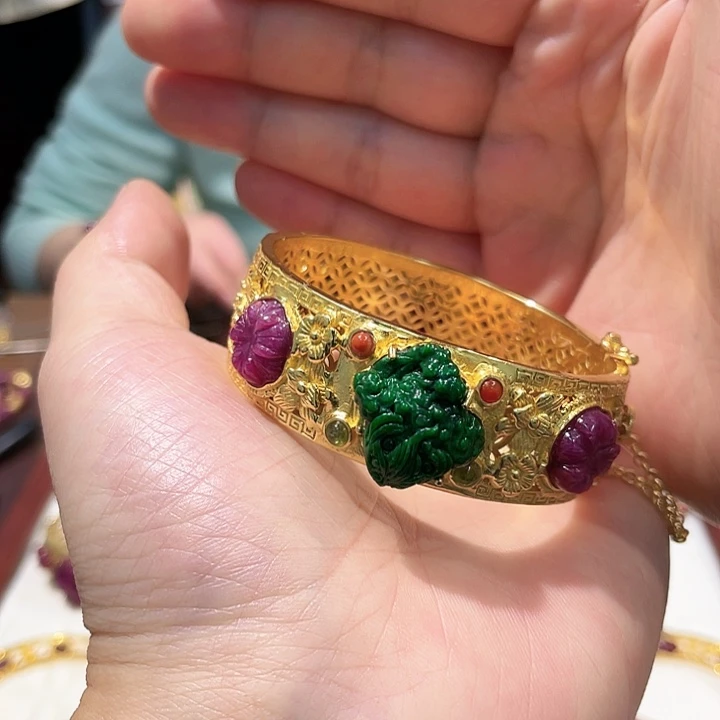 锦纶非金属手镯三角金蟾