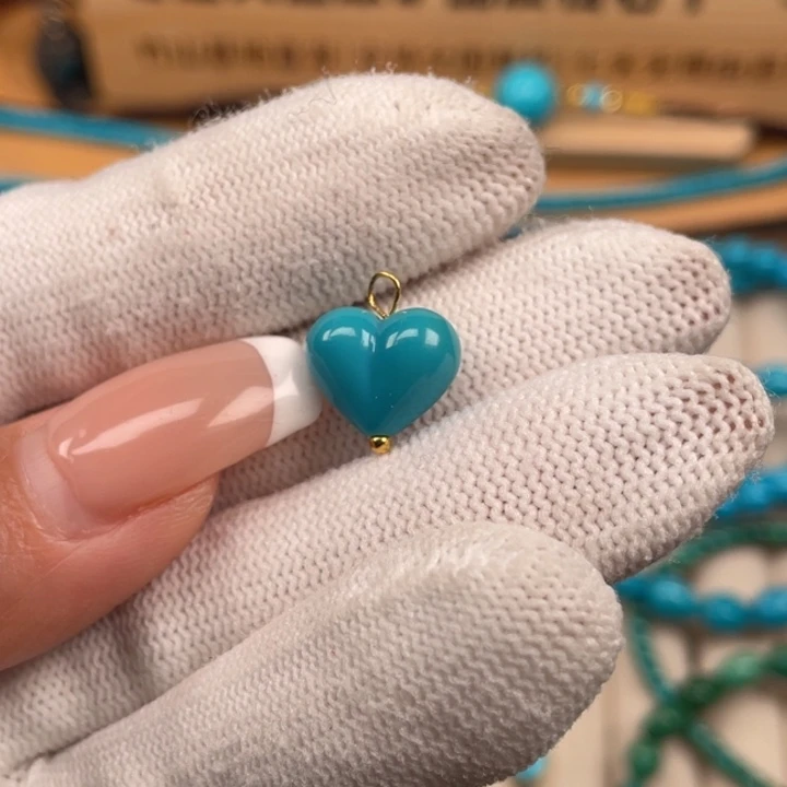 绿松石未镶嵌珠宝奇石12.6