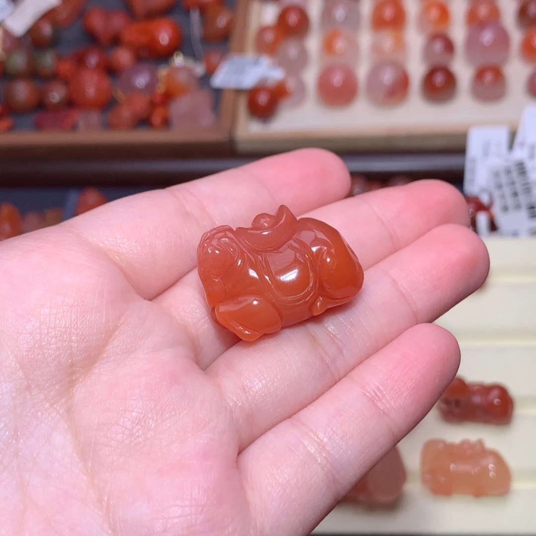 S***J南红玛瑙未镶嵌珠宝半成品马上有钱