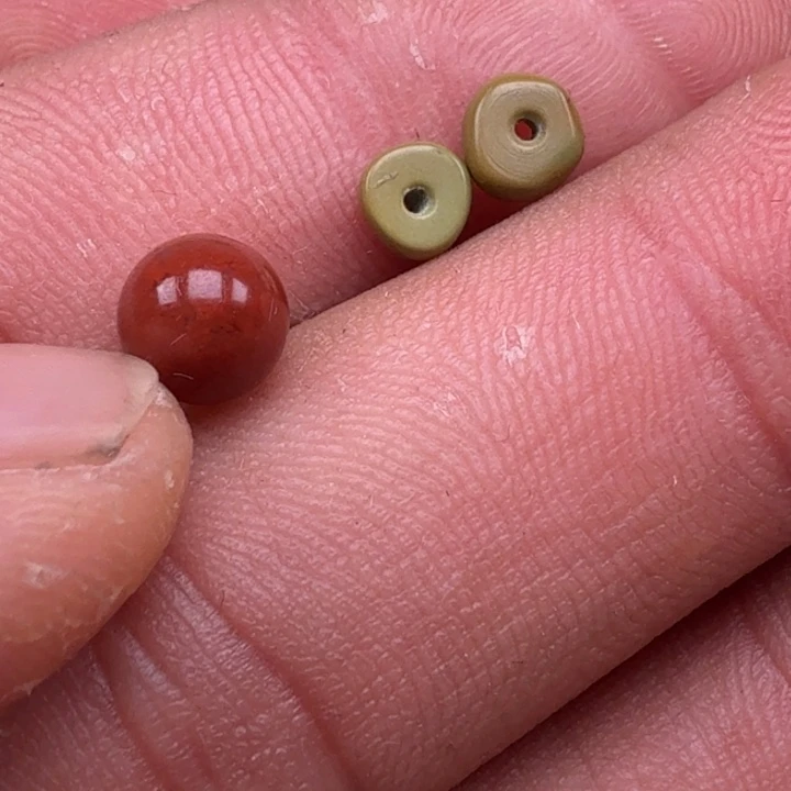 南红玛瑙未镶嵌珠宝奇石