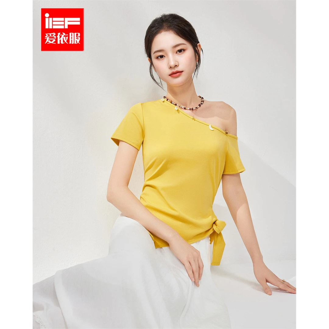 IEF/爱依服2025夏季新款温柔纯欲风露肩设计通勤修身上衣流光风