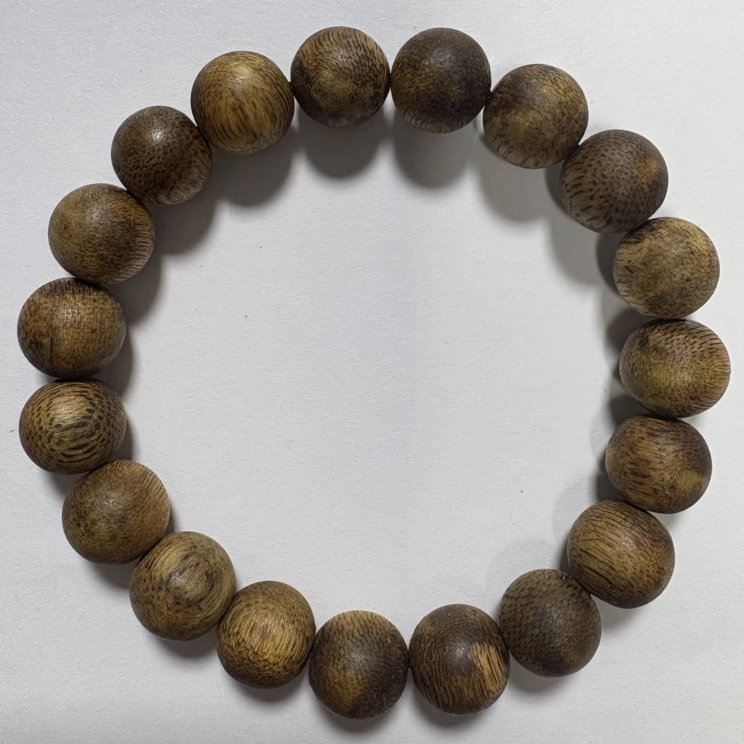 沉香【花姐专场】93H陆河1.1-8克九九沉圆珠单圈多样性发一条