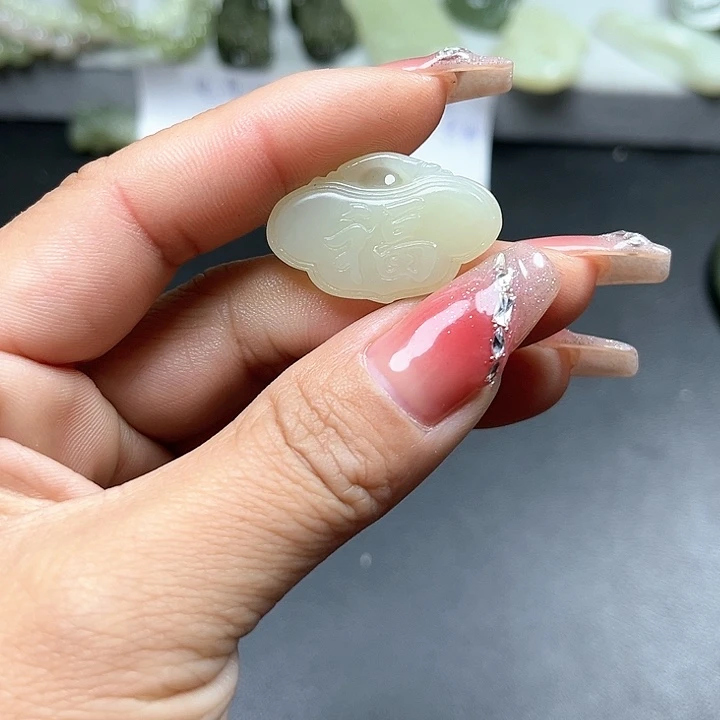 【闪购商品】和田玉颈饰未镶嵌