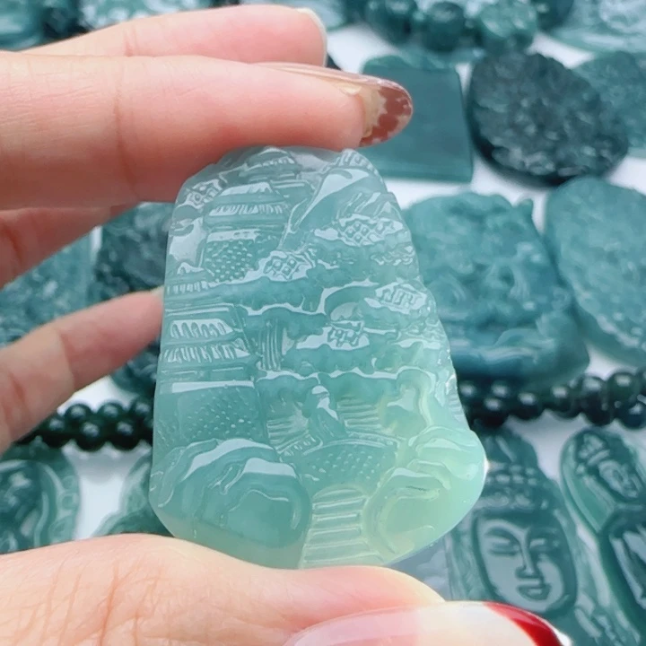 翡翠未镶嵌颈饰多样性发货天然A货翡翠