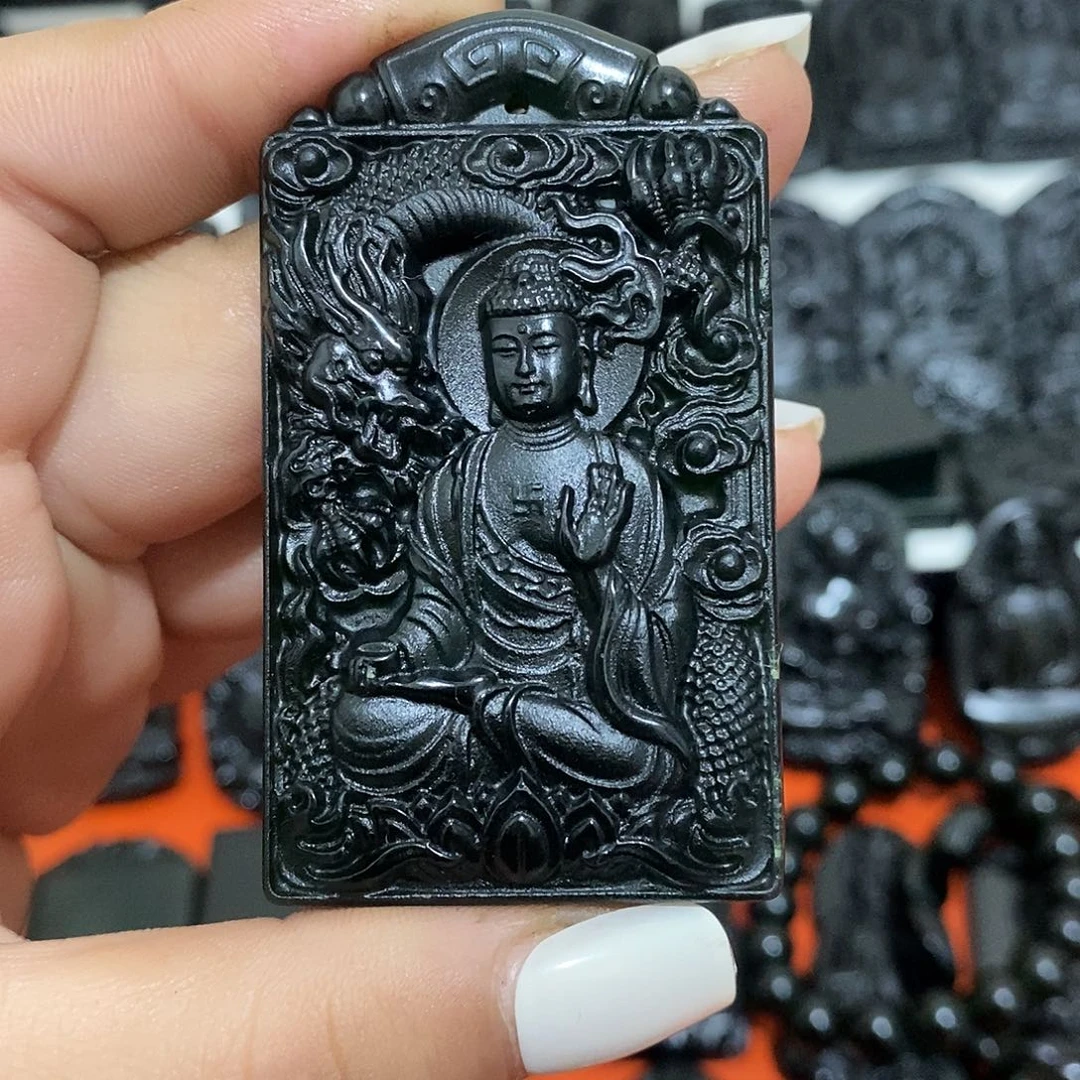 张***头蛇纹石玉未镶嵌颈饰