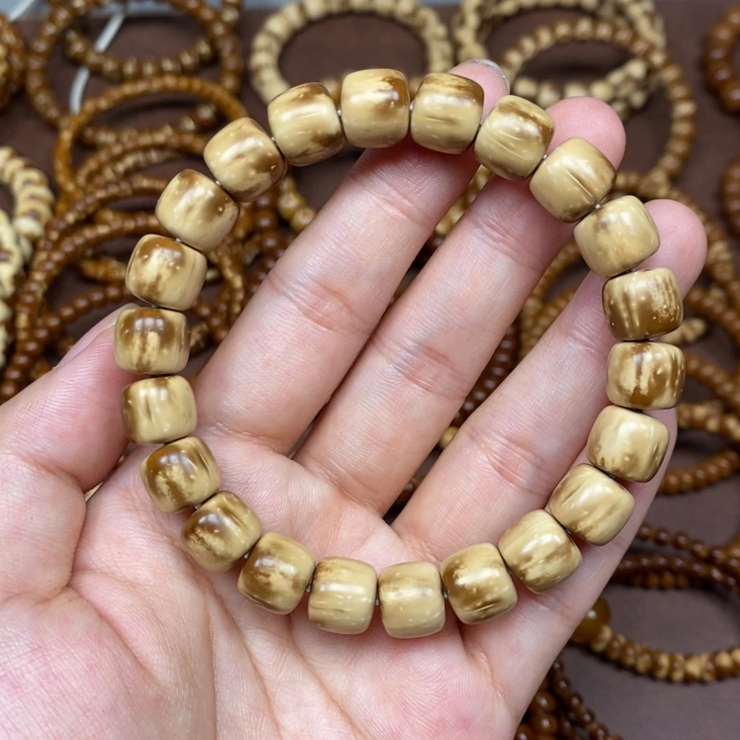 紫金鼠手串实心鼠花皮奶油卡10.6