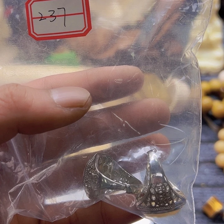 大果紫檀（缅甸花梨）237