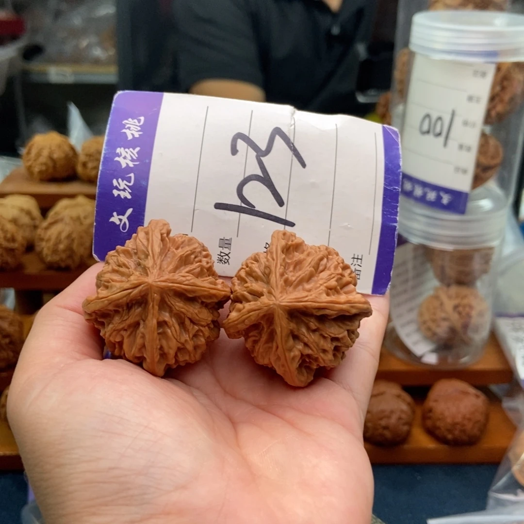 文玩核桃把件41四棱