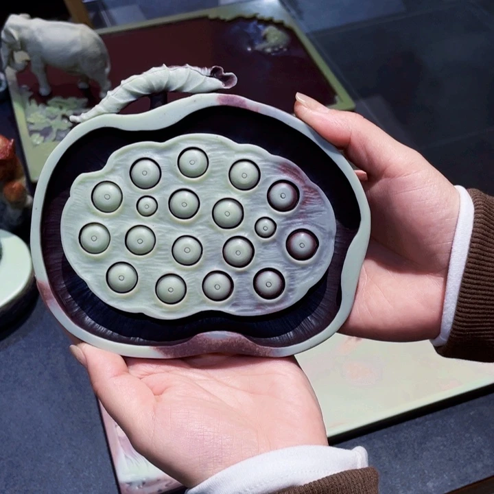 莲子壶承精品紫袍玉带石