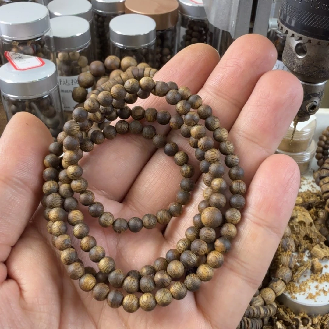 沉香沉香碎屑奇楠沉香乌身圆叶品种卡5多圈10克