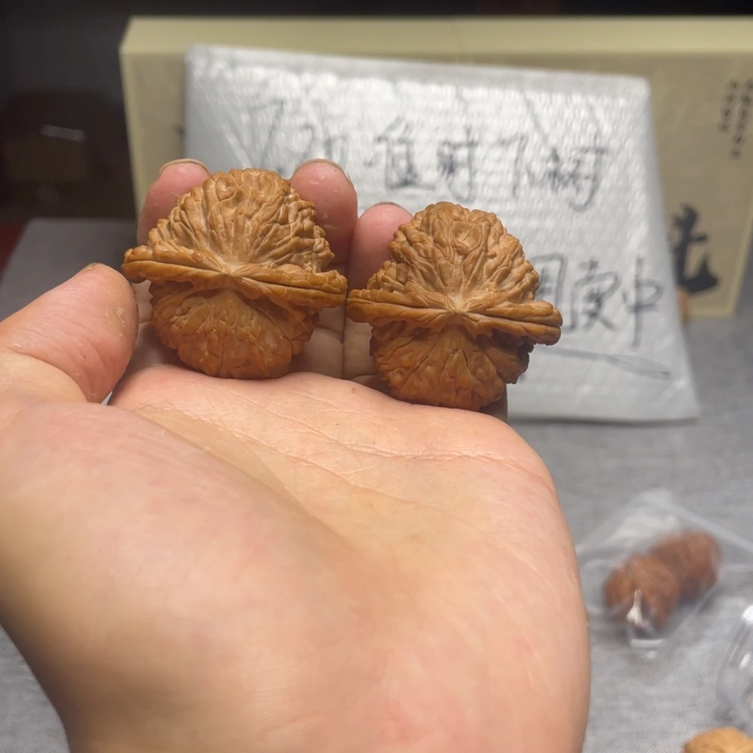 文玩核桃把件013 白狮子
