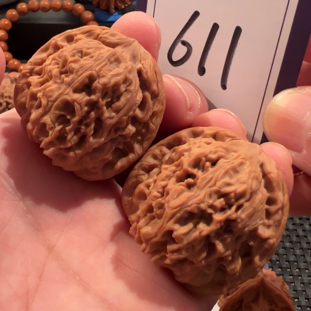 文玩核桃把件全品南疆石38尺寸611号