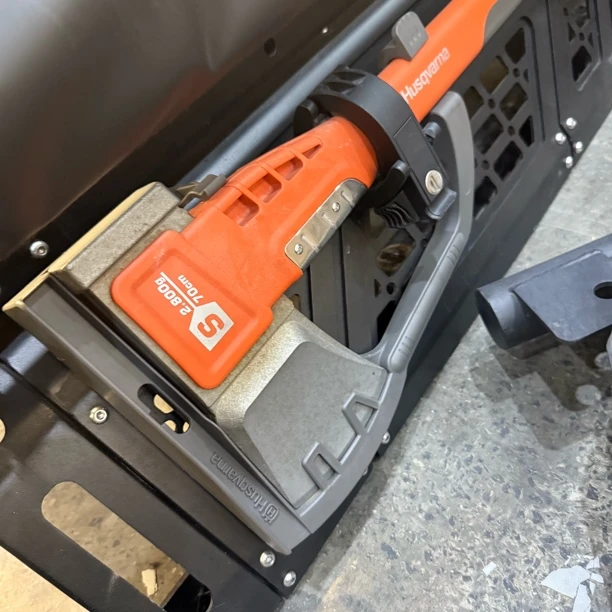 皮卡通用猛禽霸王龙斧头