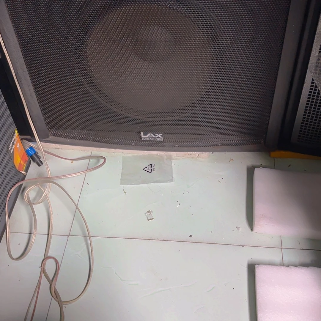 8新LAX低音炮一只不包邮
