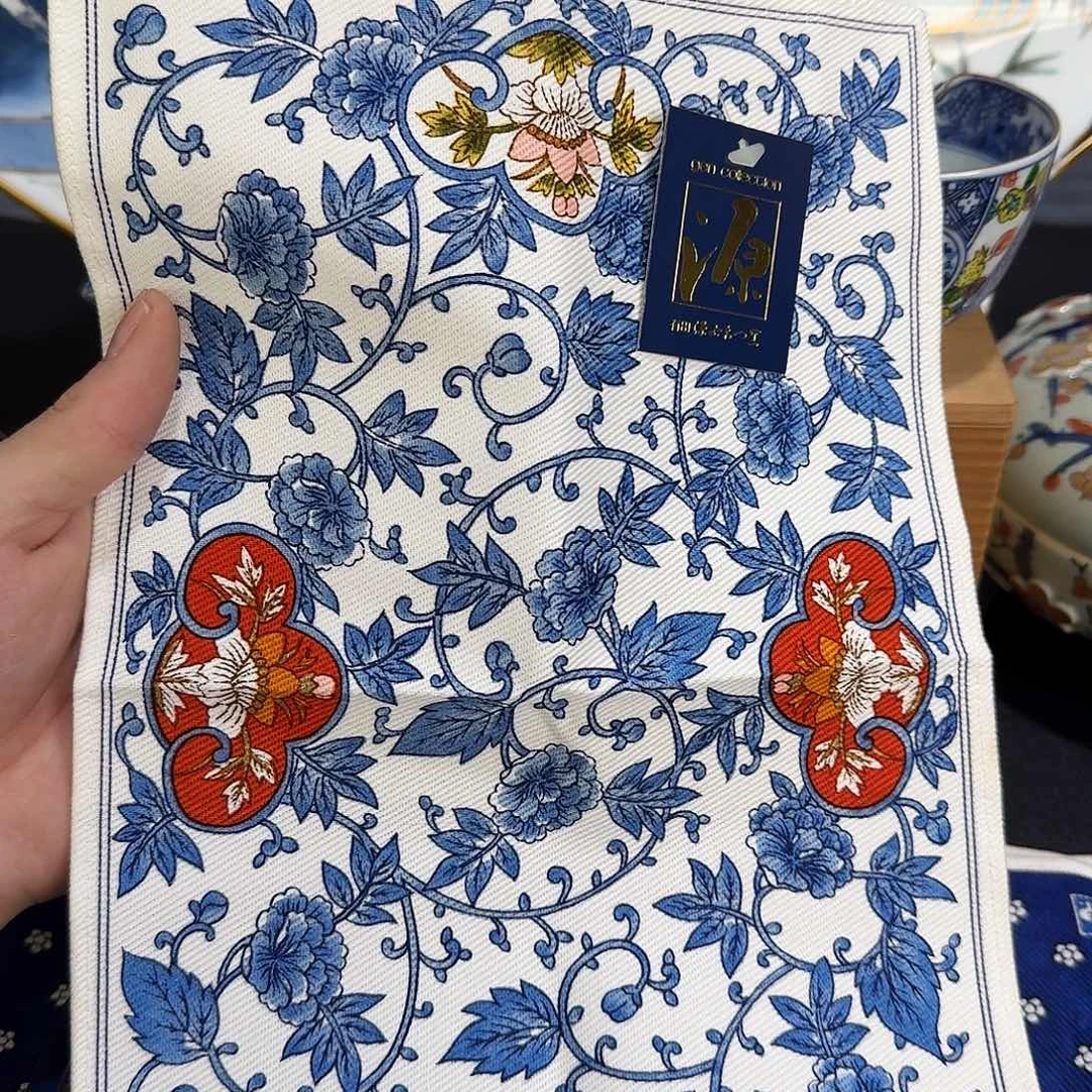 茶盏恭喜发财 万事如意