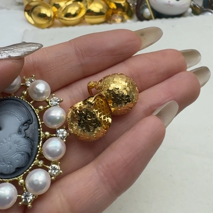 未镶嵌淡水珍珠耳饰