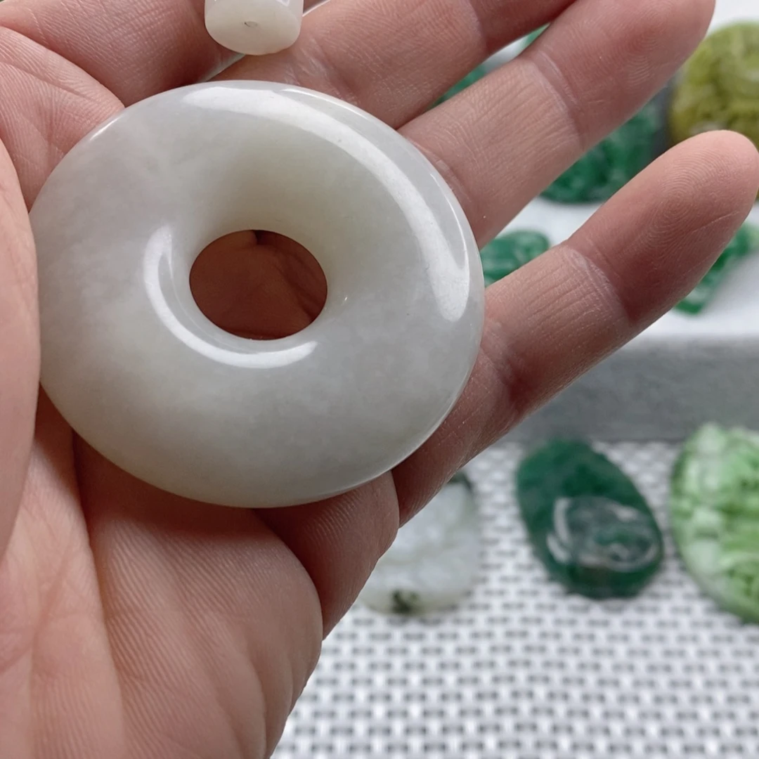 独山玉未镶嵌吊坠(不含链)