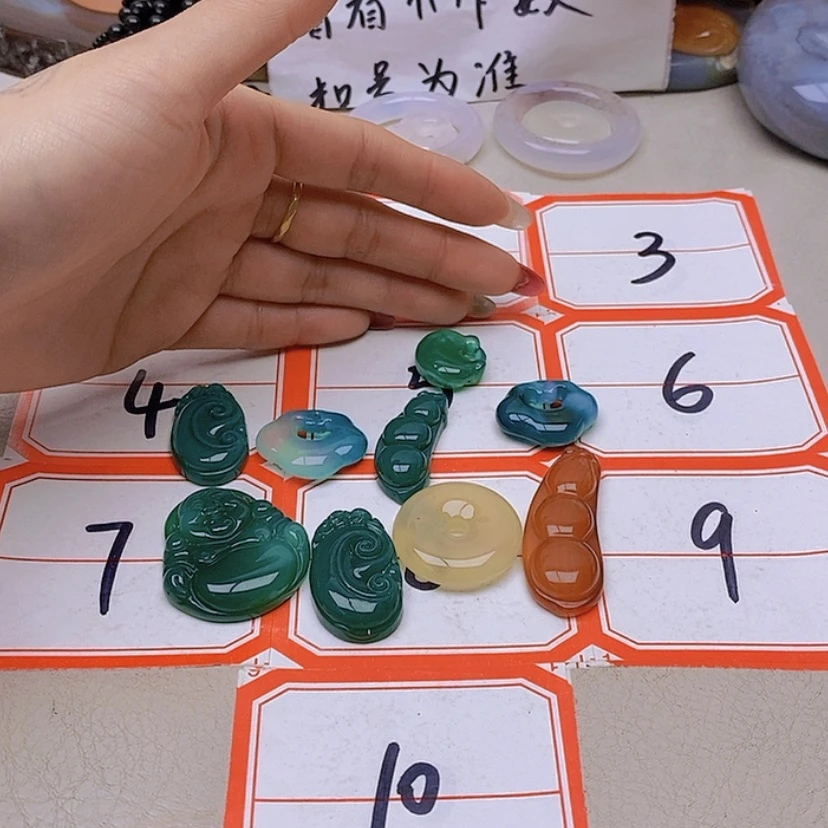 【闪购商品】未镶嵌玛瑙/玉髓珠宝半成品大*翁