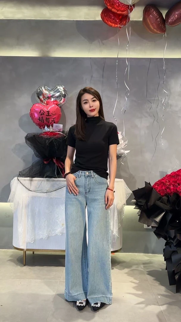 李园家2号店-8022-春款时尚拖地喇叭裤