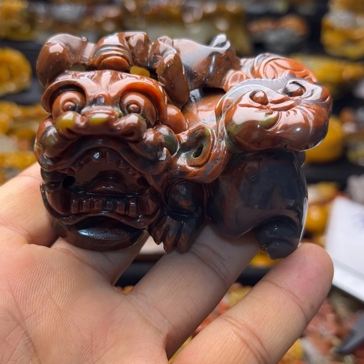 石英质玉（黄龙玉）未镶嵌颈饰