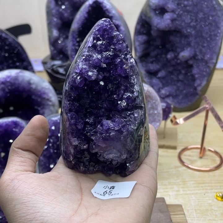 未镶嵌大型摆件（非配饰）紫晶