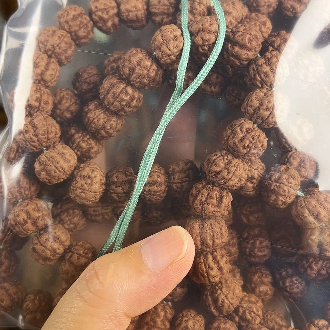 弟***云手串金刚菩提金刚菩提手串儿，红方印梅花