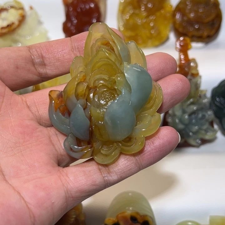 岫玉未镶嵌吊坠(赠链)