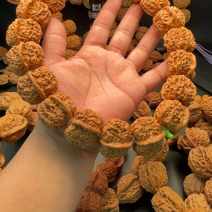 老***鹅吊坠文玩核桃1方块