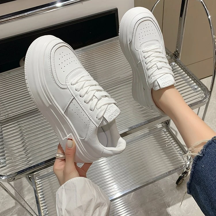 厚底小白鞋女2025新款时尚百搭爆款增高春季轻便透气休闲松糕鞋