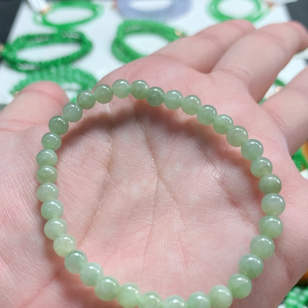 翡翠未镶嵌手链翡翠