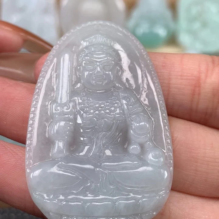 颈饰未镶嵌翡翠不动