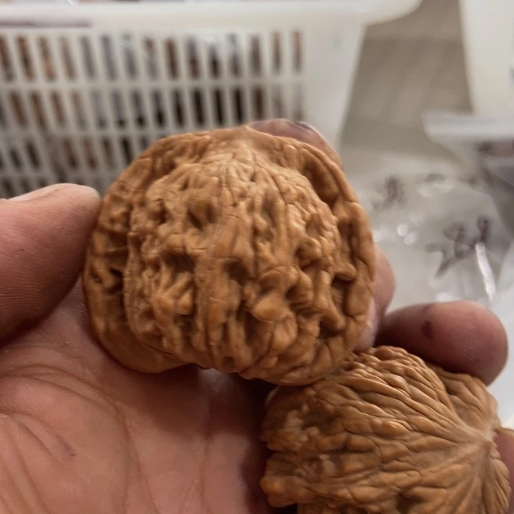 吊坠文玩核桃欧*君虎头