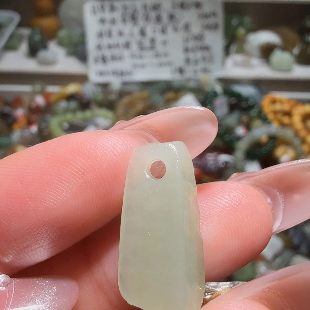 和田玉未镶嵌珠宝奇石