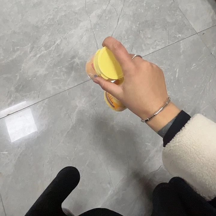 凡家擦擦拍一发二瓶。