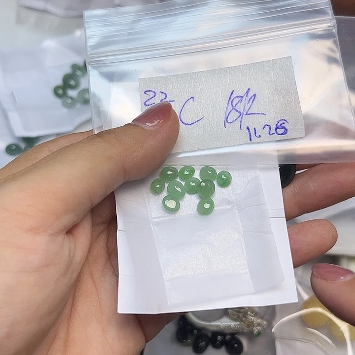 C***a定制翡翠未镶嵌不