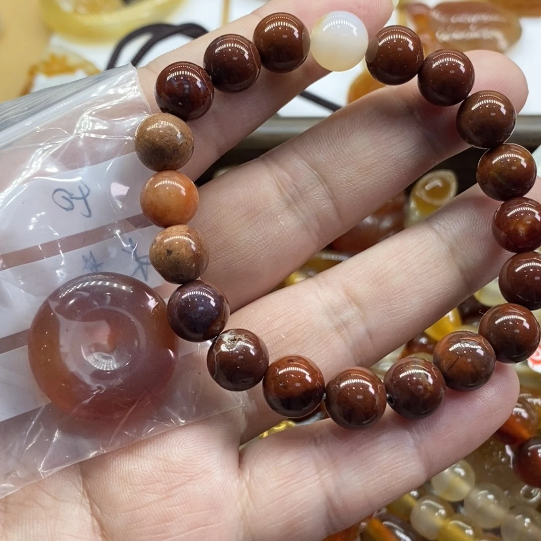 米***苏玛瑙/玉髓未镶嵌颈饰