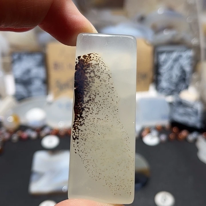 玛瑙/玉髓未镶嵌吊坠(不含链)