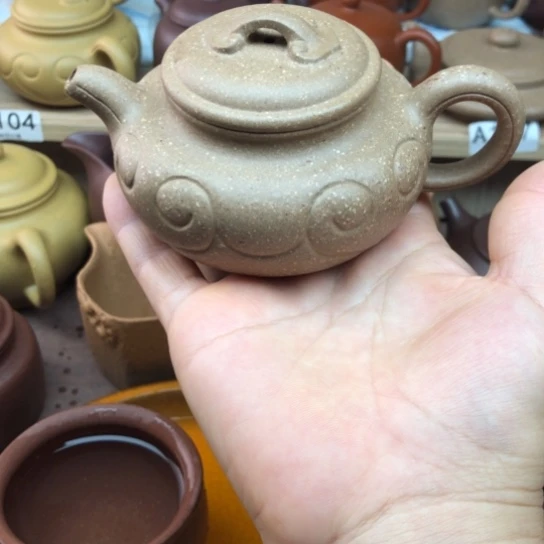 茶壶紫砂青段泥仿古如意180豪升左右有微瑕疵