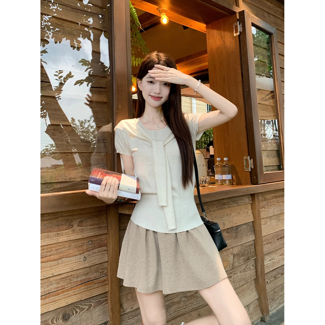 洋气衣服女洋气衣服女 韩系温柔感假两件披肩短袖收腰针织上衣+半