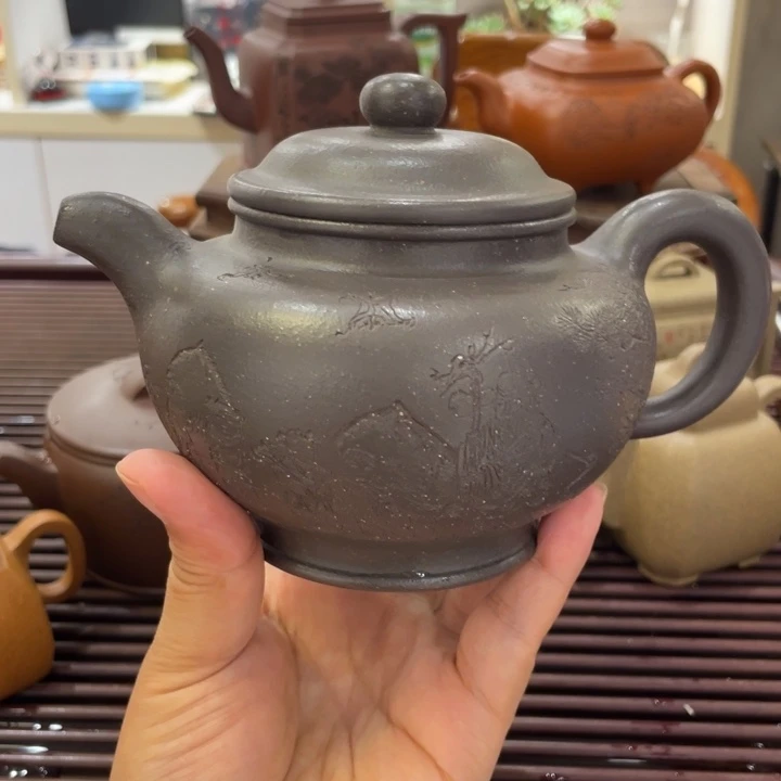 茶壶紫砂年**比大水潭天青手工刻绘