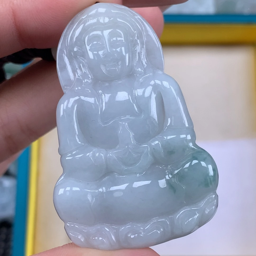 颈饰未镶嵌翡翠观音