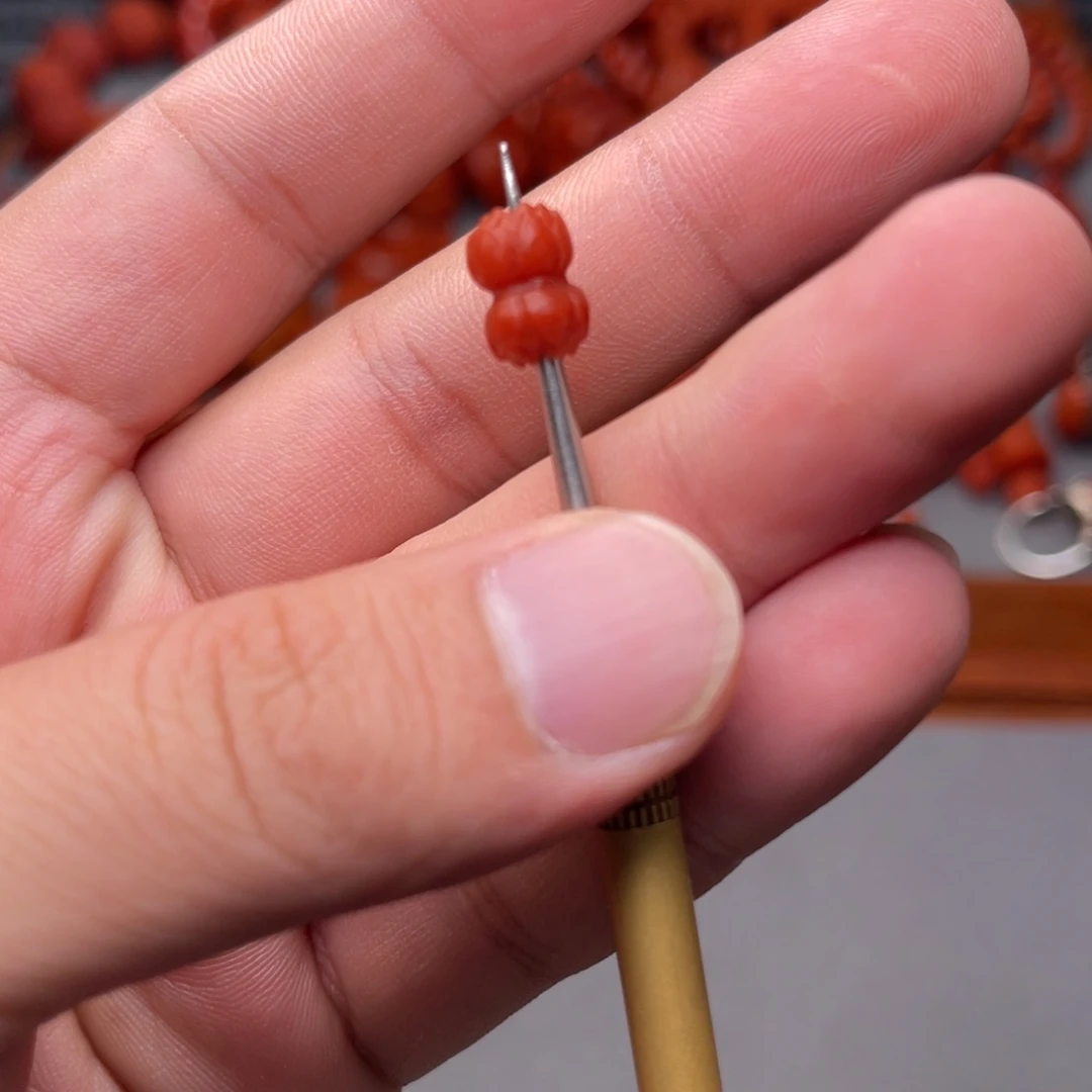 未镶嵌配饰南红玛瑙