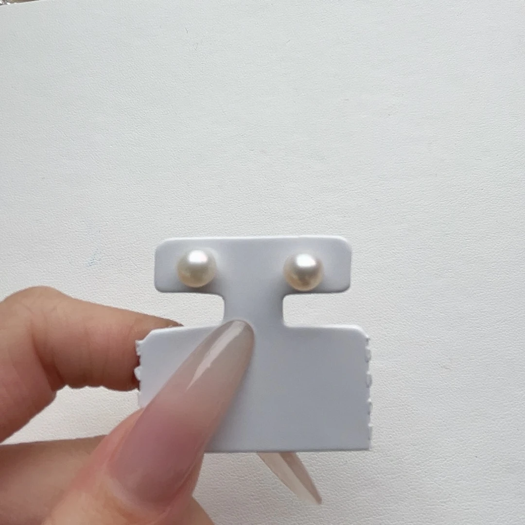 淡水珍珠未镶嵌耳饰