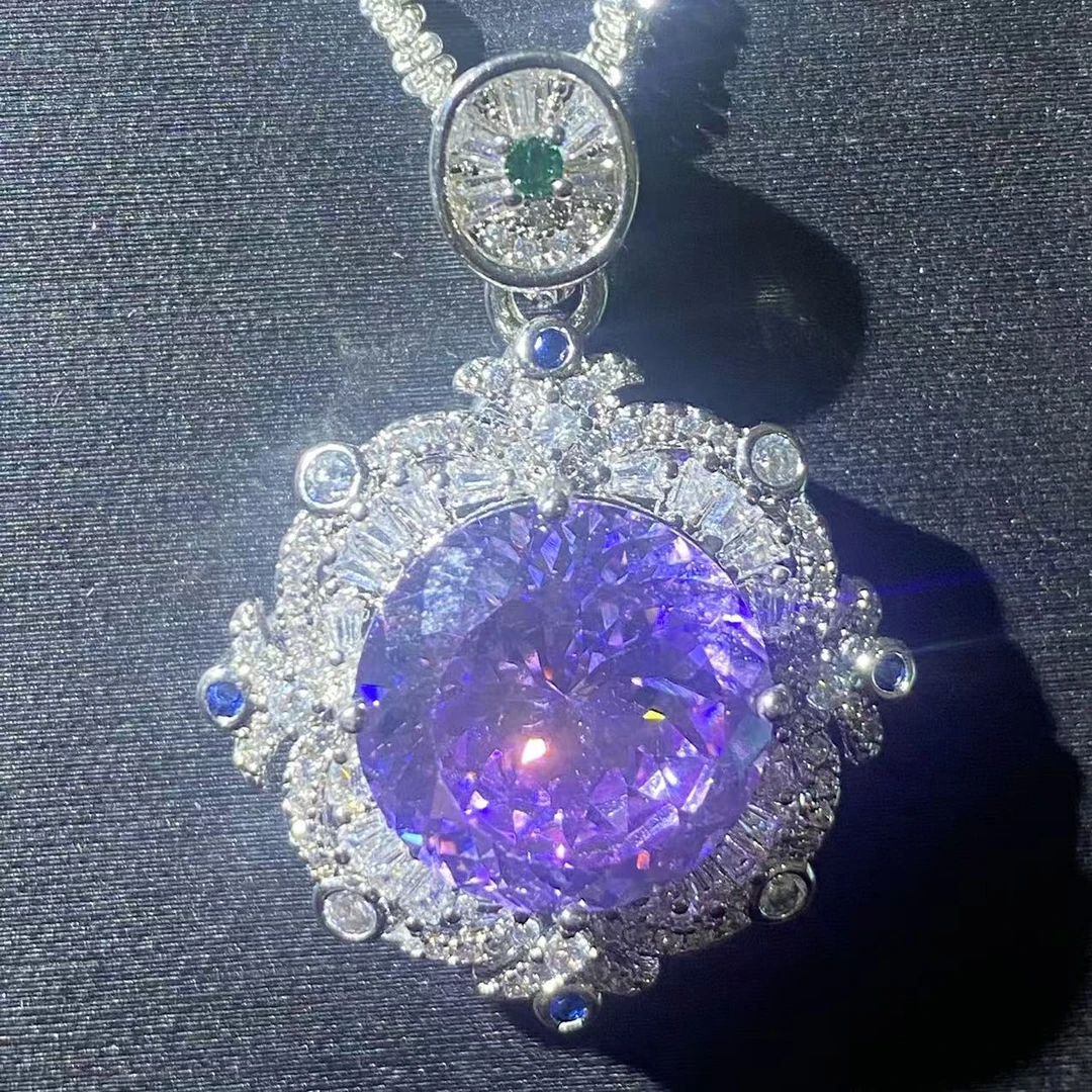 精选b087-典藏轻奢-重工豪华吊坠