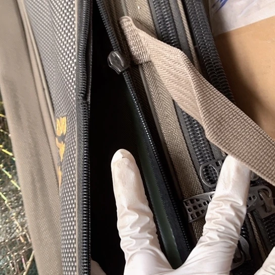 瑕疵杆包90厘米双层侧兜拉头坏