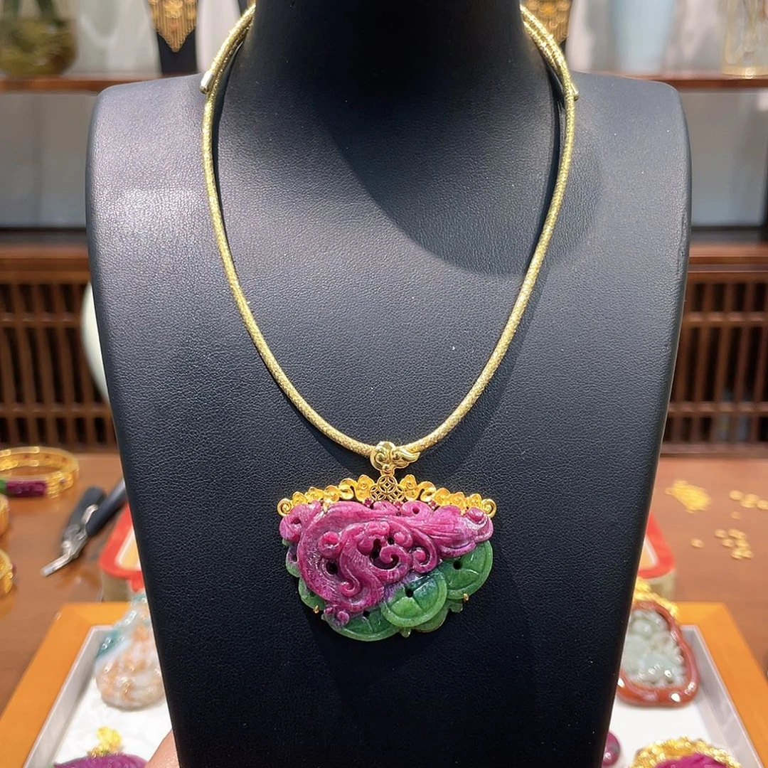 锦纶非金属吊坠红宝