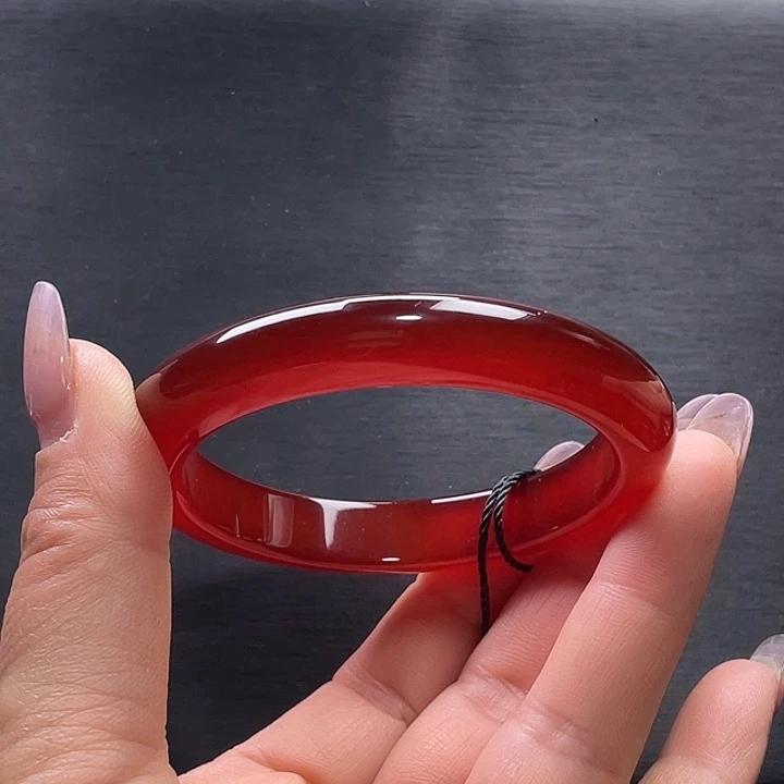 玛瑙/玉髓未镶嵌手镯57.4