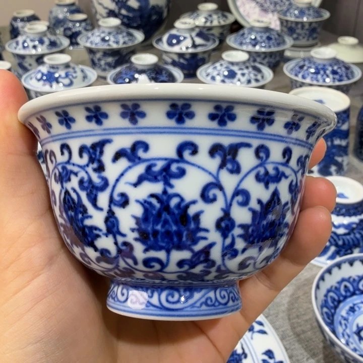 仿明永宣缠枝莲压手杯